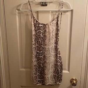 Low back mini dress BARELY WORN GREAT CONDITION
